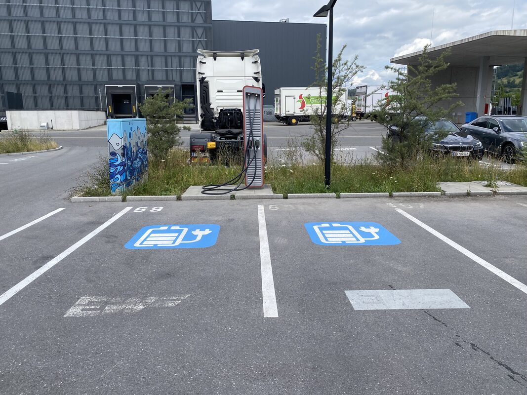 ADS-TEC Energy H1 2026: Charging Revenue Falls 76% to €2.4M; Filing Discloses Going-Concern Doubt