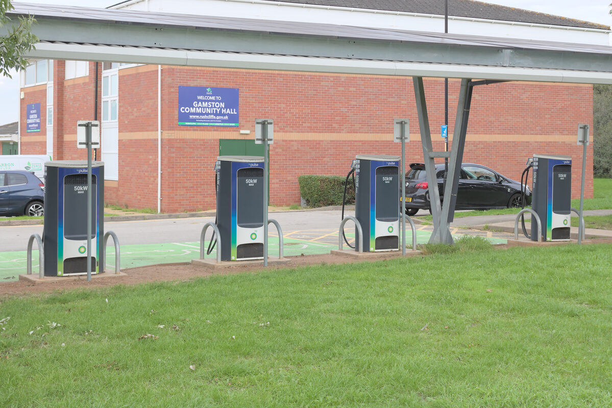 E.ON Drive/Essent take over ex-BP Pulse Dutch fast chargers; Sorégies buys BP Pulse France