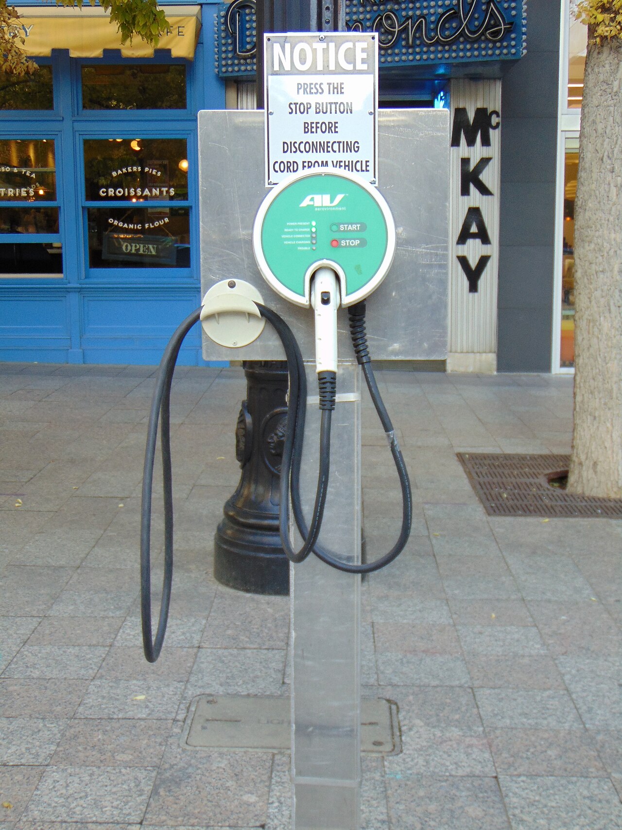 Seattle Opens Requests for Up to 200 Curbside Level 2 Chargers; First Installs Due Fall 2027