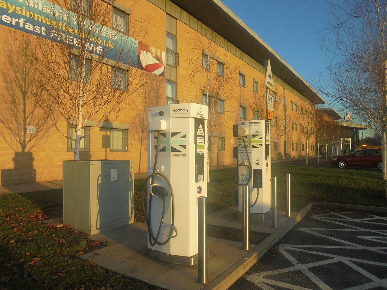 UK Budget Sets Aside £100M to Cut Prices at Lower-Powered Public Chargers From Spring 2027
